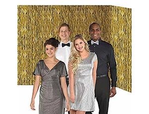 1501-5673 Декорация Дождик золото 120х490см/А